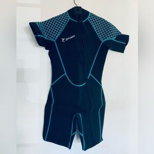 3m Shorty Wetsuit Women’s New without tags